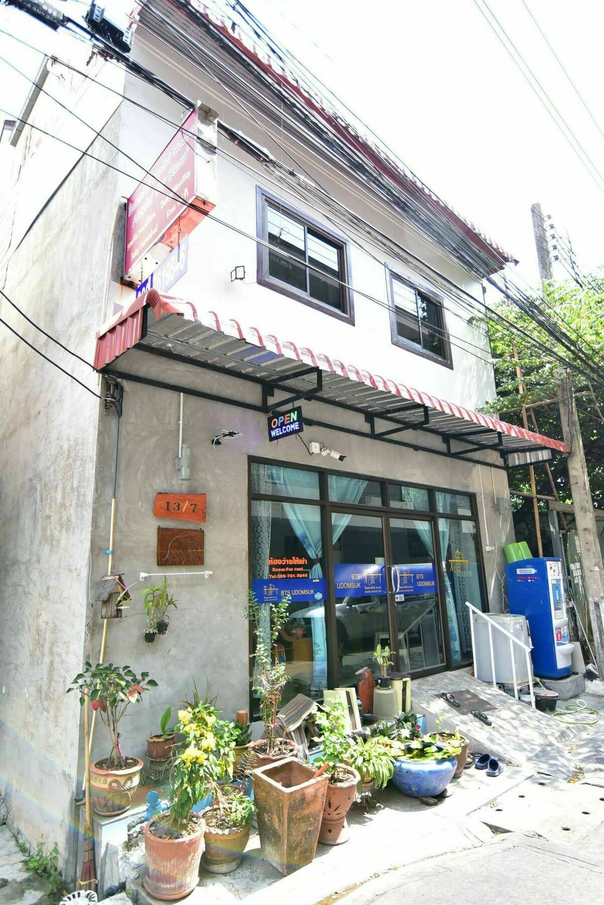 Model House 2543 Hotel Bangkok Exterior photo